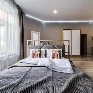 https://inshiapartment-on-popovycha-str-3.hotelslviv.net